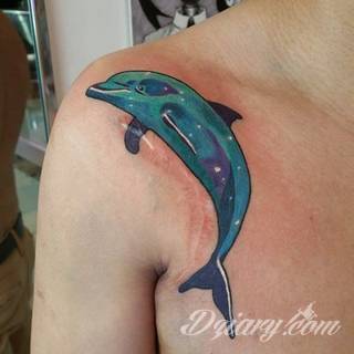 Tatuaże delfin