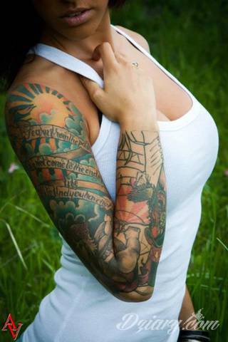 Tatuaże dla kobiet - damskie tatuaże. Delikatne i subtelne, ale też zadziorne, podkreślające charakter. Kobiece tatuaże ze smakiem i o niebanalnej formie graficznej pozwalające na ekspozycję w dowolnym miejscu ciała. 