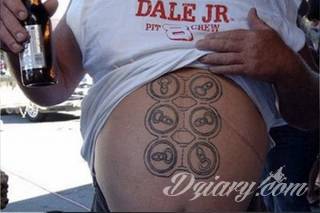 Tatuaże dla mężczyzn powinny być męskie, mocne, odważne. Pobudzają wyobraźnię, przekraczają granice. Symbolizują harmonię, ale i podkreślają gotowość na wszystko - tatuaż dla chłopaka czy mężczyzny to przede wszystkim pomysł. 