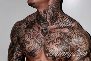 Tatuaże dla mężczyzn powinny być męskie, mocne, odważne. Pobudzają wyobraźnię, przekraczają granice. Symbolizują harmonię, ale i podkreślają gotowość na wszystko - tatuaż dla chłopaka czy mężczyzny to przede wszystkim pomysł. 