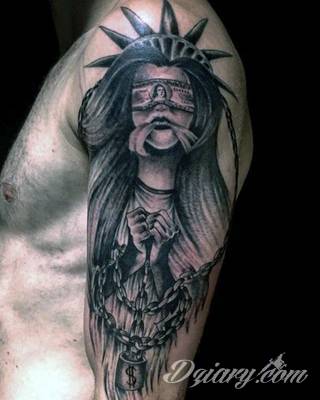 Tatuaże dla mężczyzn powinny być męskie, mocne, odważne. Pobudzają wyobraźnię, przekraczają granice. Symbolizują harmonię, ale i podkreślają gotowość na wszystko - tatuaż dla chłopaka czy mężczyzny to przede wszystkim pomysł. 