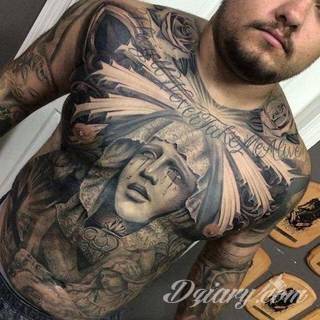 Tatuaże dla mężczyzn powinny być męskie, mocne, odważne. Pobudzają wyobraźnię, przekraczają granice. Symbolizują harmonię, ale i podkreślają gotowość na wszystko - tatuaż dla chłopaka czy mężczyzny to przede wszystkim pomysł. 