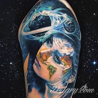 Tatuaże dla mężczyzn powinny być męskie, mocne, odważne. Pobudzają wyobraźnię, przekraczają granice. Symbolizują harmonię, ale i podkreślają gotowość na wszystko - tatuaż dla chłopaka czy mężczyzny to przede wszystkim pomysł. 