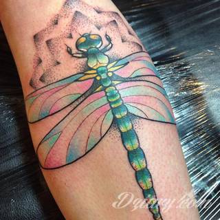 Tatuaże dla mężczyzn powinny być męskie, mocne, odważne. Pobudzają wyobraźnię, przekraczają granice. Symbolizują harmonię, ale i podkreślają gotowość na wszystko - tatuaż dla chłopaka czy mężczyzny to przede wszystkim pomysł. 