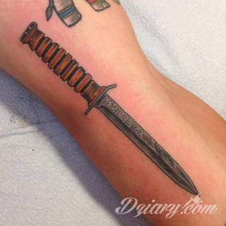 Tatuaże dla mężczyzn powinny być męskie, mocne, odważne. Pobudzają wyobraźnię, przekraczają granice. Symbolizują harmonię, ale i podkreślają gotowość na wszystko - tatuaż dla chłopaka czy mężczyzny to przede wszystkim pomysł. 