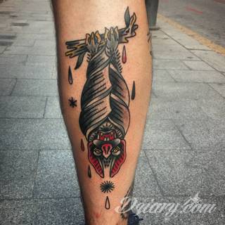 Tatuaże dla mężczyzn powinny być męskie, mocne, odważne. Pobudzają wyobraźnię, przekraczają granice. Symbolizują harmonię, ale i podkreślają gotowość na wszystko - tatuaż dla chłopaka czy mężczyzny to przede wszystkim pomysł. 