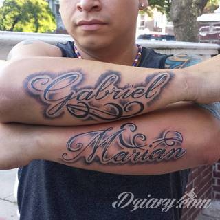 Tatuaże dla mężczyzn powinny być męskie, mocne, odważne. Pobudzają wyobraźnię, przekraczają granice. Symbolizują harmonię, ale i podkreślają gotowość na wszystko - tatuaż dla chłopaka czy mężczyzny to przede wszystkim pomysł. 