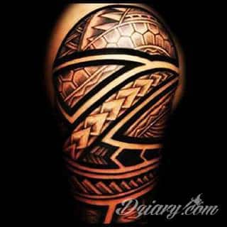 Tatuaże dla mężczyzn powinny być męskie, mocne, odważne. Pobudzają wyobraźnię, przekraczają granice. Symbolizują harmonię, ale i podkreślają gotowość na wszystko - tatuaż dla chłopaka czy mężczyzny to przede wszystkim pomysł. 