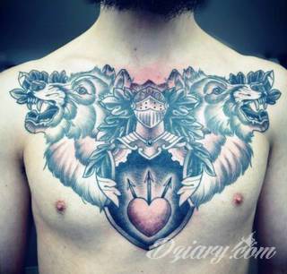 Tatuaże dla mężczyzn powinny być męskie, mocne, odważne. Pobudzają wyobraźnię, przekraczają granice. Symbolizują harmonię, ale i podkreślają gotowość na wszystko - tatuaż dla chłopaka czy mężczyzny to przede wszystkim pomysł. 