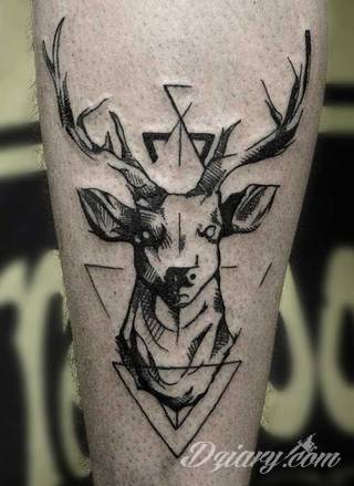 Tatuaże dla mężczyzn powinny być męskie, mocne, odważne. Pobudzają wyobraźnię, przekraczają granice. Symbolizują harmonię, ale i podkreślają gotowość na wszystko - tatuaż dla chłopaka czy mężczyzny to przede wszystkim pomysł. 