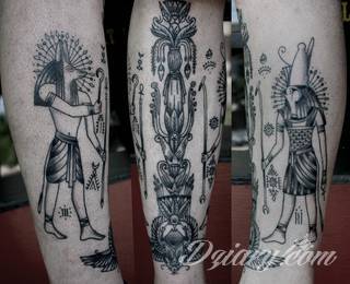 Tatuaże egipskie nawiązują do faraonów, piramid, wizerunku Sfinksa i starożytnych masek oraz symboli. Przekazują ukrytą we wzorze wiadomość tylko dla wtajemniczonych tworząc prawdziwy egipski sekret na skórze. 