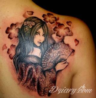 Tatuaże prezentujące gejsze to niezwykłe wizje artystów: od obrazów pokornych Azjatek po ich fantazyjne wersje. Charakteryzują się niespokojną kreską, w której nie brak nawiązań do ludzkiego życia i śmierci. 