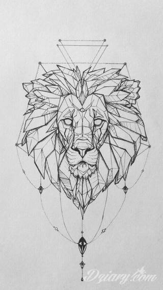 Tatuaże geometryczne niepokojąco kuszące wzrok. Łączą prostą formę opartą na kilku kształtach jak i duże formaty o spójnej kompozycji graficznej stworzonej z niewielkich symboli.  