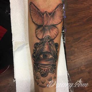 Tatuaże gołębie