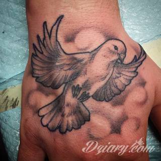 Tatuaże gołębie