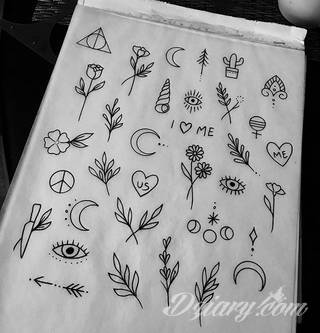 Tatuaże powracające do podstaw; handpoke to sztuka tworzenia zdobień nie maszynowo, a ręcznie. Tatuaże są lekkie, zazwyczaj niewielkie, ale zawsze nadzwyczaj oryginalne będąc swoistym nawiązaniem do korzeni skórnej grafiki. 
