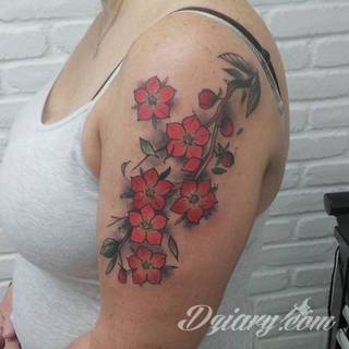 Tatuaże inspirowane Japonią oddają klimat kraju kwitnącej wiśni. Niepokoją kolorami, relaksują tonacją, pobudzają agresją płynącą wprost z niebezpiecznych oczu japońskich tygrysów. 