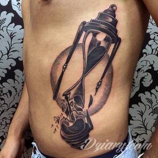Tatuaże klepsydra