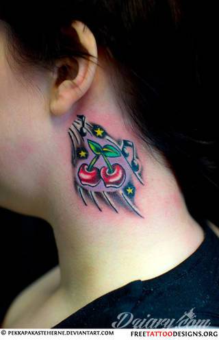 Dwa niewielkie owoce, rozbudowane drzewo zajmujące plecy a może płacząca kolorami wiśnia na łopatce? Każdy z motywów graficznych kwiatu wiśni ma swoją własną specyfikę, którą dopasować można do odbiorcy. 