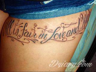 Tatuaże miłosne; aforyzmy i cytaty podkreślające siłę uczucia, ale również oryginalne formaty graficzne oparte na motywie podwójnych ozdobień. Tatuaże dla zakochanych w każdym wieku. 