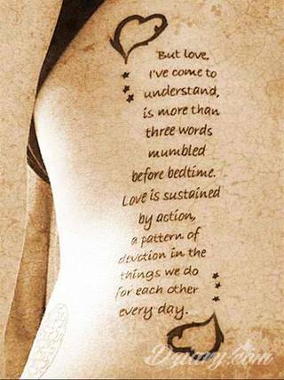 Tatuaże miłosne; aforyzmy i cytaty podkreślające siłę uczucia, ale również oryginalne formaty graficzne oparte na motywie podwójnych ozdobień. Tatuaże dla zakochanych w każdym wieku. 