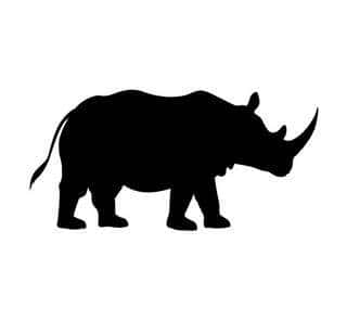 Skromne w formie tatuaże minimalistyczne ograniczające się do niewielkich kształtów i oparte na jednym kolorze. Doskonałe dla osób pragnących w niewielki sposób symbolizować konkretny przekaz. 