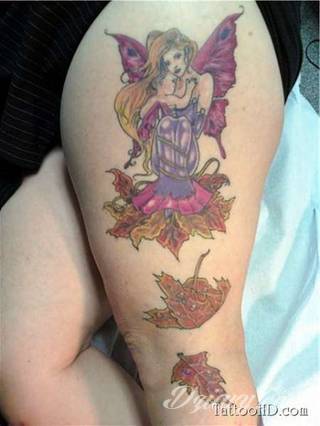 Tatuaże na nodze - szczególnie na łydce - w imponujący sposób nadają ciału dynamiki. Pozwalają na ciekawe wkoponowanie kończyny w większy układ graficzny. Tak powstają tatuaże, które z nogi czynią obraz. 