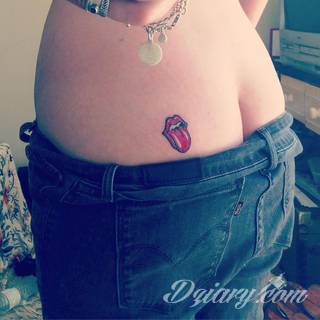 Pobudzające wyobraźnię tatuaże na pośladkach mają wymiar nie tylko erotyczny. Podkreślają kobiecość, uwypuklają męskość - tu granicą jest wyłącznie wyobraźnia i odwaga w kreowaniu obrazu na ciele. 