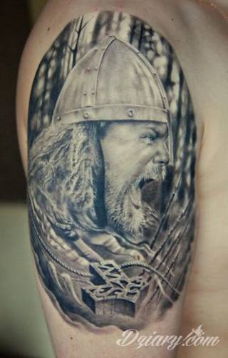 Tatuaże na przedramieniu czy na ramieniu i barku to swobodne wariacje: motywy geograficzne, twarze, wzory lub teksty - grafiki na ramionach dają wyjątkowy wybór motywów i rozwiązań. 