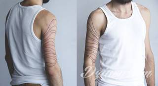 Tatuaże na przedramieniu czy na ramieniu i barku to swobodne wariacje: motywy geograficzne, twarze, wzory lub teksty - grafiki na ramionach dają wyjątkowy wybór motywów i rozwiązań. 