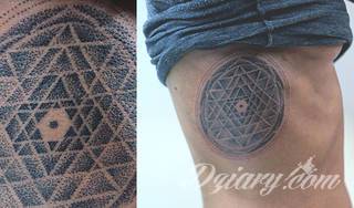 Efekt tatuażu na żebrach jest zjawiskowy. Ciekawa grafika może użyć ich kształtu do podkreślenia wyjątkowości; tatuaż dla którego naprawdę warto pocierpieć - jakże inny w swoim formacie od standardowych rozwiązań. 