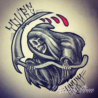 Cytaty oraz własne słowa przypominające o tym co ważne; tatuaże w formie napisów dają ogromne możliwości zastosowania - od łopatek po litery na wnętrzu ramienia. Modele o szczególnej uniwersalności dzięki różnym czcionkom. 