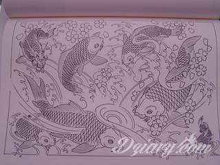 Oryginalne tatuaże orientalne zwracają uwagę drobiazgowością wykonania. Szerokie możliwości zastosowania pozwalają na ich wyeksponowanie w dowolnym miejscu ciała. Orientalny klimat powstaje w ten sposób zarówno na kostkach jak i np. pod biustem. 