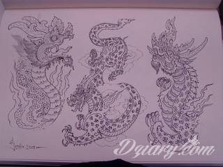 Oryginalne tatuaże orientalne zwracają uwagę drobiazgowością wykonania. Szerokie możliwości zastosowania pozwalają na ich wyeksponowanie w dowolnym miejscu ciała. Orientalny klimat powstaje w ten sposób zarówno na kostkach jak i np. pod biustem. 