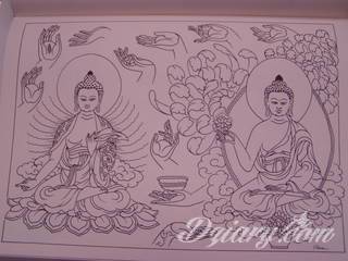 Oryginalne tatuaże orientalne zwracają uwagę drobiazgowością wykonania. Szerokie możliwości zastosowania pozwalają na ich wyeksponowanie w dowolnym miejscu ciała. Orientalny klimat powstaje w ten sposób zarówno na kostkach jak i np. pod biustem. 