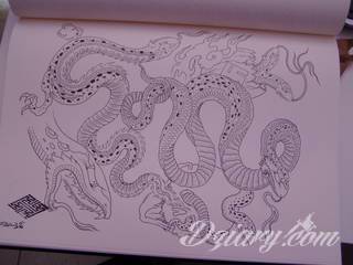 Oryginalne tatuaże orientalne zwracają uwagę drobiazgowością wykonania. Szerokie możliwości zastosowania pozwalają na ich wyeksponowanie w dowolnym miejscu ciała. Orientalny klimat powstaje w ten sposób zarówno na kostkach jak i np. pod biustem. 