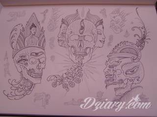 Oryginalne tatuaże orientalne zwracają uwagę drobiazgowością wykonania. Szerokie możliwości zastosowania pozwalają na ich wyeksponowanie w dowolnym miejscu ciała. Orientalny klimat powstaje w ten sposób zarówno na kostkach jak i np. pod biustem. 