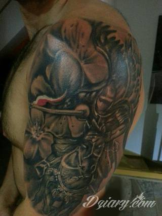 Modne tatuaże patriotyczne nawiązujące do chlubnej historii, wydarzeń z przeszłości czy podkreślające siłę i potencjał Polski. Nowoczesna forma podkreślenia swojego niesłabnącego patriotyzmu - coraz lepiej dostosowana formatami do obu płci. 