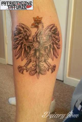 Modne tatuaże patriotyczne nawiązujące do chlubnej historii, wydarzeń z przeszłości czy podkreślające siłę i potencjał Polski. Nowoczesna forma podkreślenia swojego niesłabnącego patriotyzmu - coraz lepiej dostosowana formatami do obu płci. 