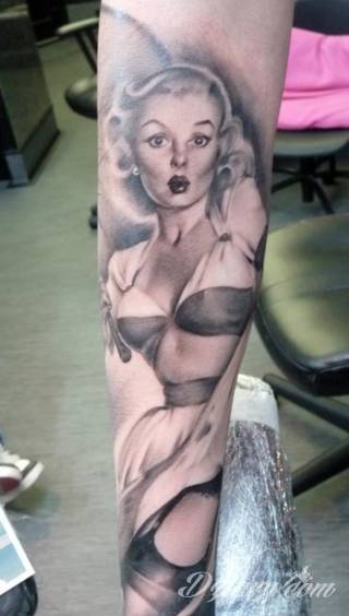 Tatuaże pinup
