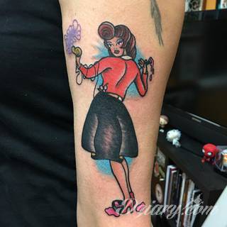 Tatuaże pinup