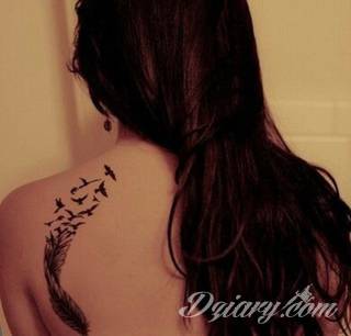 Wielkie możliwości aranżacji sprawiają, że wzór piór to kopalnia pomysłów na ciekawe tatuaże. Rysunki nawiązują w ten sposób zarówno do natury i swobody ptaków jak i historii - tworząc wzory niczym husaria lub indiańskie pióra z Dzikiego Zachodu. 