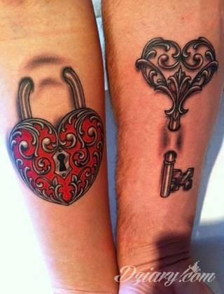 Fantazja, jaką dają wzory polinezyjskie jest ograniczona wyłącznie wyobraźnią. Tatuaże etniczne Maori to plemienne grafiki sięgające do wyjątkowych tradycji graficznych z rejonu wysp pacyficznych - jakże egzotyczne w dzisiejszych realiach. 