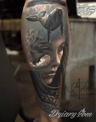 Niesamowite w swojej formie tatuaże-rękawy zajmują cała powierzchnię ramiona i przedramiona. Tworzą jednolitą zdobiącą ciało całość. Taki graficzny rękaw na skórze to tatuaż szczególnie ciekawy w przypadku aktywnych, silnych mężczyzn. 