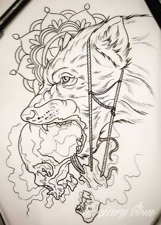 Niesamowite w swojej formie tatuaże-rękawy zajmują cała powierzchnię ramiona i przedramiona. Tworzą jednolitą zdobiącą ciało całość. Taki graficzny rękaw na skórze to tatuaż szczególnie ciekawy w przypadku aktywnych, silnych mężczyzn. 