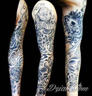 Niesamowite w swojej formie tatuaże-rękawy zajmują cała powierzchnię ramiona i przedramiona. Tworzą jednolitą zdobiącą ciało całość. Taki graficzny rękaw na skórze to tatuaż szczególnie ciekawy w przypadku aktywnych, silnych mężczyzn. 