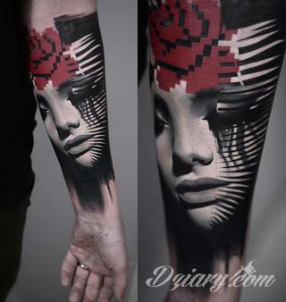 Niesamowite w swojej formie tatuaże-rękawy zajmują cała powierzchnię ramiona i przedramiona. Tworzą jednolitą zdobiącą ciało całość. Taki graficzny rękaw na skórze to tatuaż szczególnie ciekawy w przypadku aktywnych, silnych mężczyzn. 