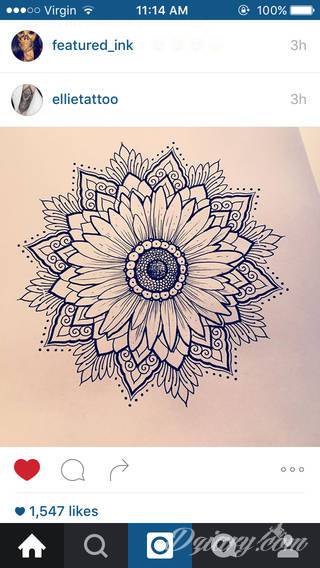 Niesamowite w swojej formie tatuaże-rękawy zajmują cała powierzchnię ramiona i przedramiona. Tworzą jednolitą zdobiącą ciało całość. Taki graficzny rękaw na skórze to tatuaż szczególnie ciekawy w przypadku aktywnych, silnych mężczyzn. 