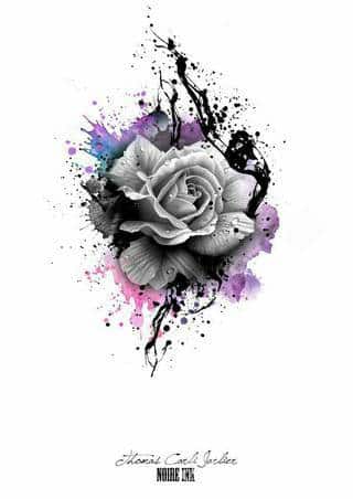 Niesamowite w swojej formie tatuaże-rękawy zajmują cała powierzchnię ramiona i przedramiona. Tworzą jednolitą zdobiącą ciało całość. Taki graficzny rękaw na skórze to tatuaż szczególnie ciekawy w przypadku aktywnych, silnych mężczyzn. 