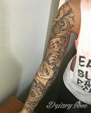 Niesamowite w swojej formie tatuaże-rękawy zajmują cała powierzchnię ramiona i przedramiona. Tworzą jednolitą zdobiącą ciało całość. Taki graficzny rękaw na skórze to tatuaż szczególnie ciekawy w przypadku aktywnych, silnych mężczyzn. 